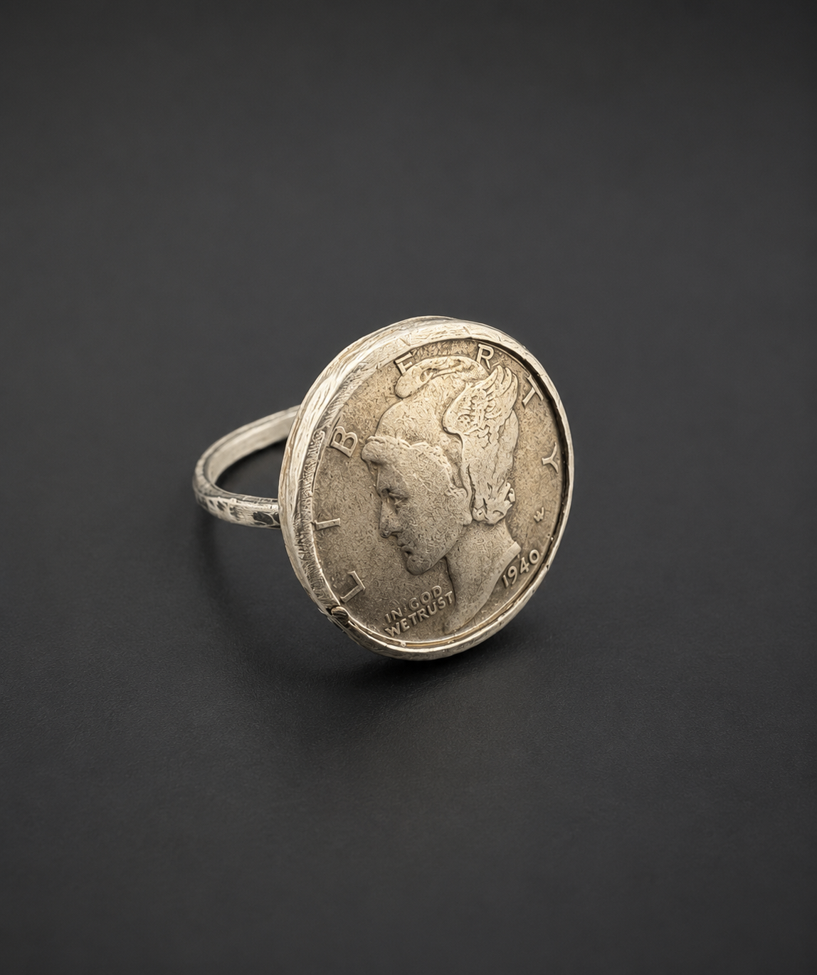 Vintage 1940 Mercury Dime Ring: S 7