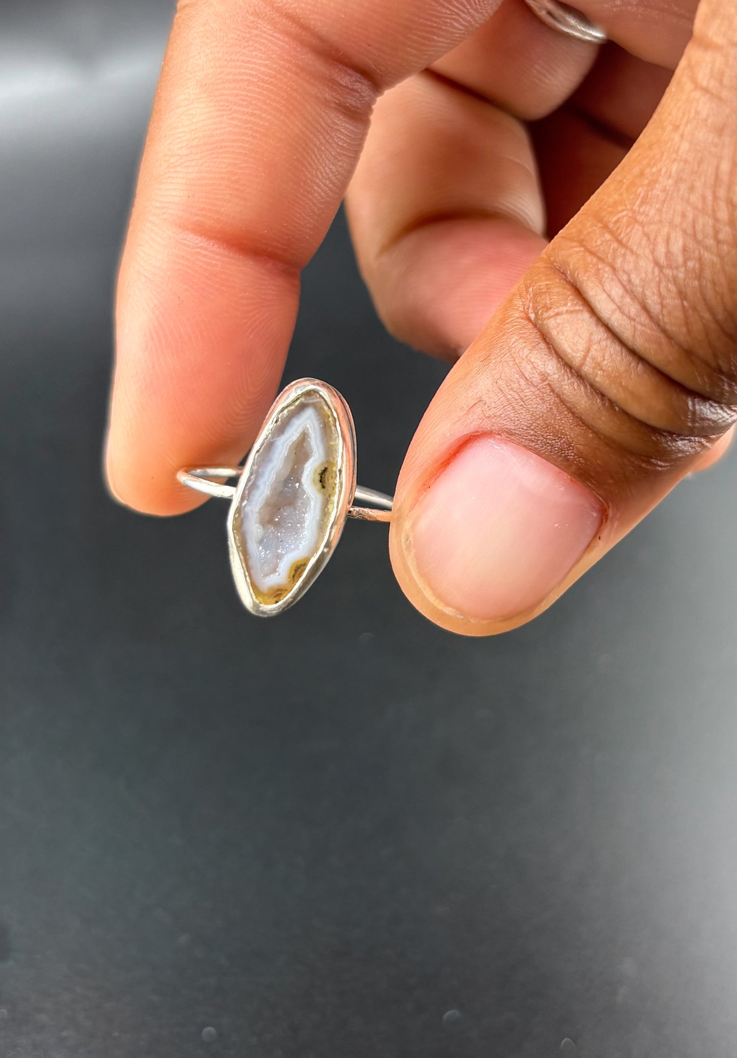 Druzy Agate Geode Ring: S 8