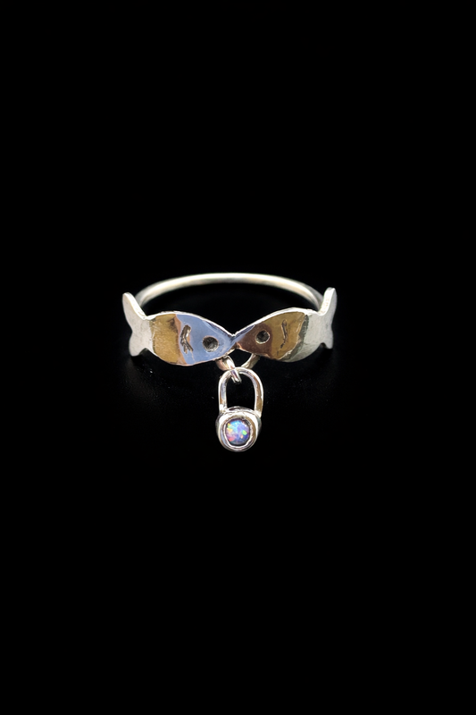 Kissing Fish Opal Ring: S 7
