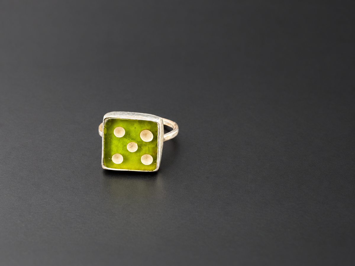 Vintage Green Bakelite Dice| S