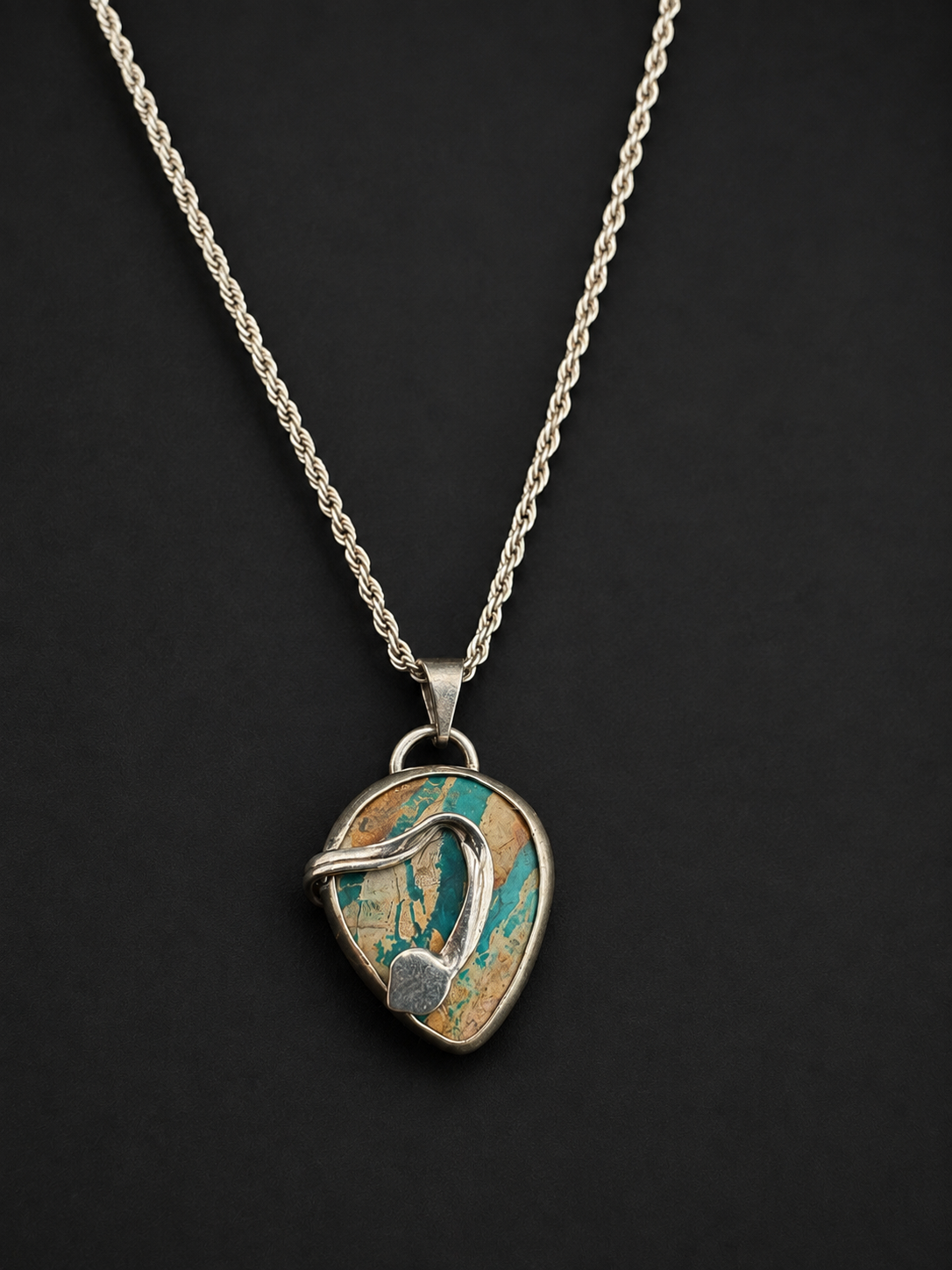 Royston Turquoise Snake Necklace 16”