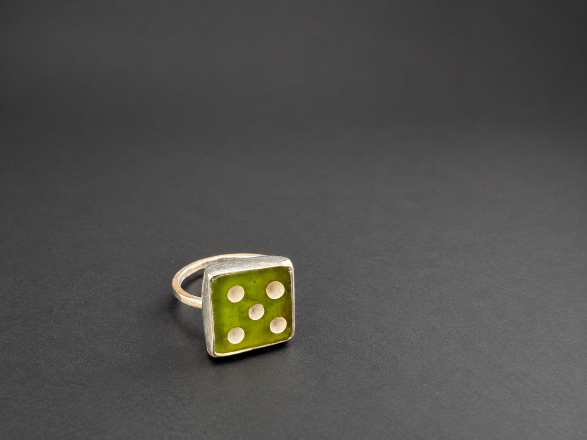 Vintage Green Bakelite Dice| S