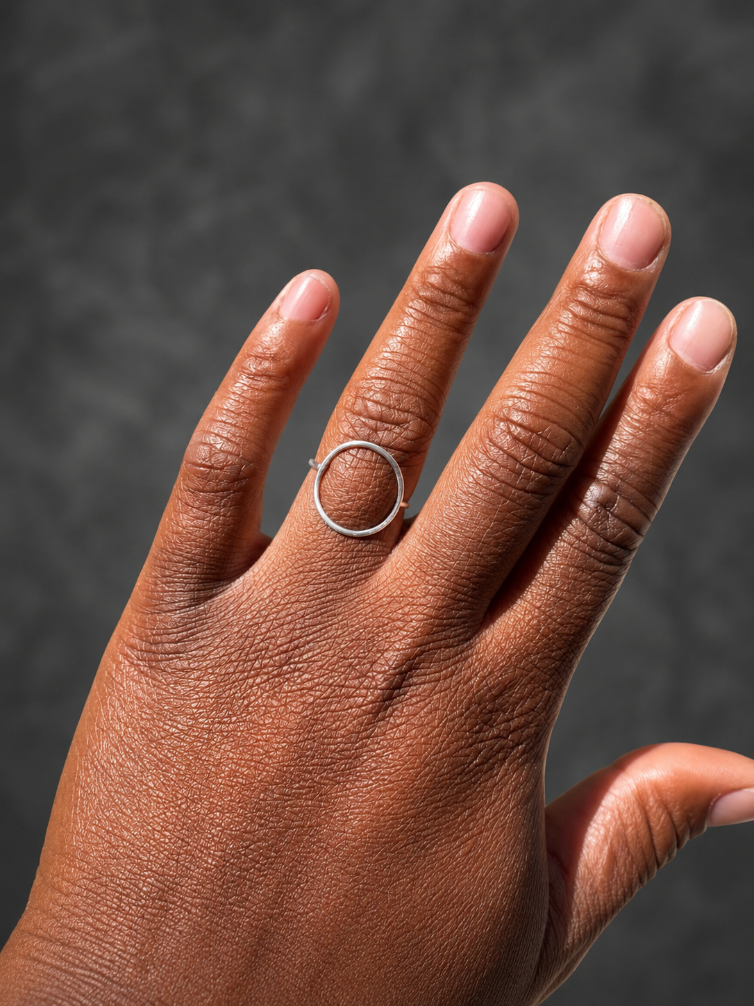 Circle Frame Ring: S 8